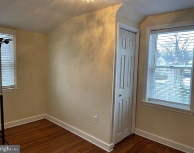 320 Evergreen Drive - Photo Thumbnail 12