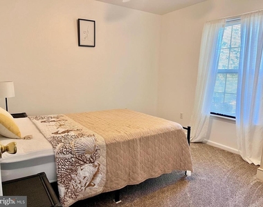1011 Granite Court - Photo Thumbnail 34