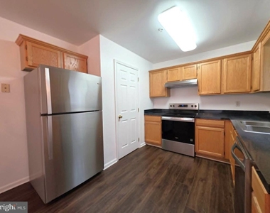 1011 Granite Court - Photo Thumbnail 10