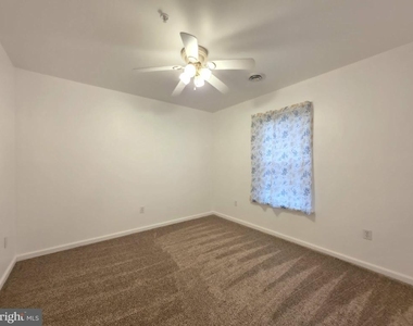 1011 Granite Court - Photo Thumbnail 23