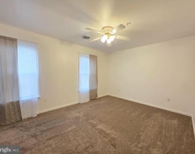 1011 Granite Court - Photo Thumbnail 16