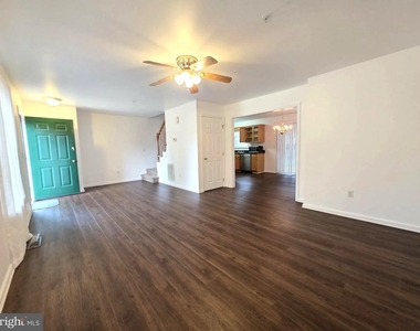1011 Granite Court - Photo Thumbnail 3