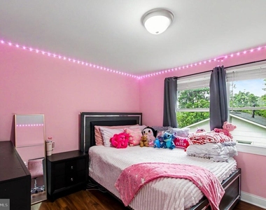 1405 Peachwood Lane - Photo Thumbnail 18
