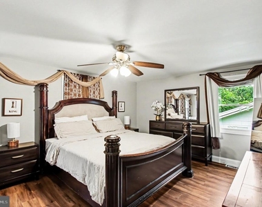 1405 Peachwood Lane - Photo Thumbnail 13