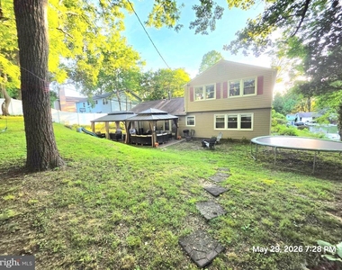 1405 Peachwood Lane - Photo Thumbnail 32