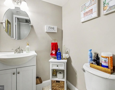 1405 Peachwood Lane - Photo Thumbnail 6