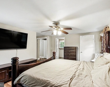 1405 Peachwood Lane - Photo Thumbnail 14