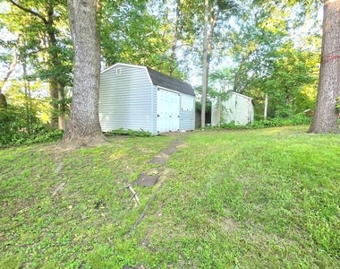 1405 Peachwood Lane - Photo Thumbnail 34