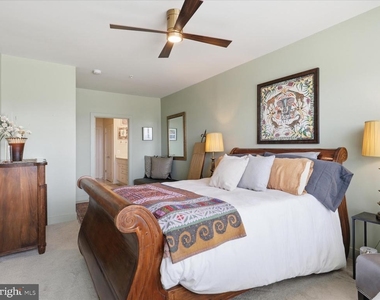 100 Saint Ives Place - Photo Thumbnail 8