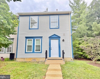 6001 Surrey Square Lane - Photo Thumbnail 1