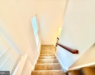 6001 Surrey Square Lane - Photo Thumbnail 30