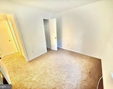 6001 Surrey Square Lane - Photo Thumbnail 26