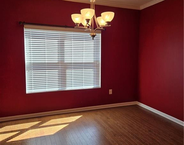 1453 Dulles Road - Photo Thumbnail 12