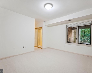 6 Goldleaf Court - Photo Thumbnail 24