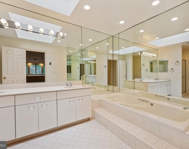 6 Goldleaf Court - Photo Thumbnail 16