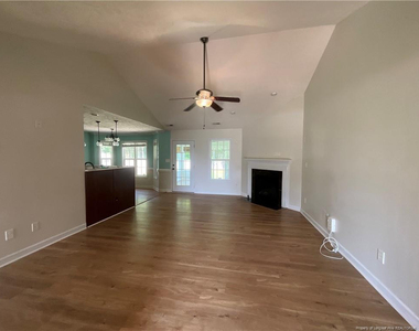 404 Windover Drive - Photo Thumbnail 3