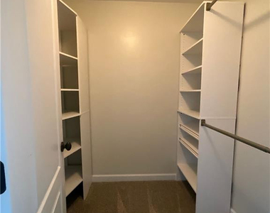 404 Windover Drive - Photo Thumbnail 18