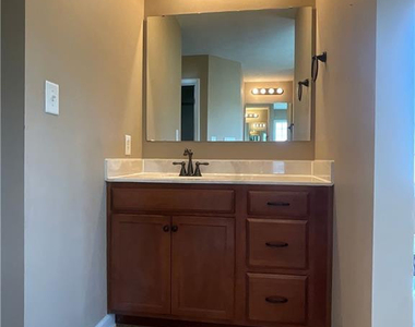 404 Windover Drive - Photo Thumbnail 19