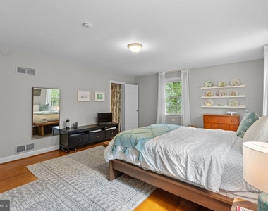 5121 Baltan Road - Photo Thumbnail 32