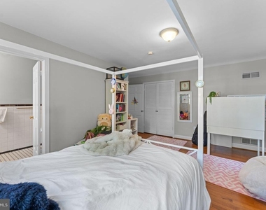 5121 Baltan Road - Photo Thumbnail 51