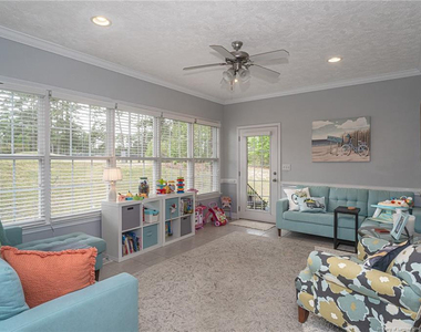 3021 Bankhead Drive - Photo Thumbnail 12