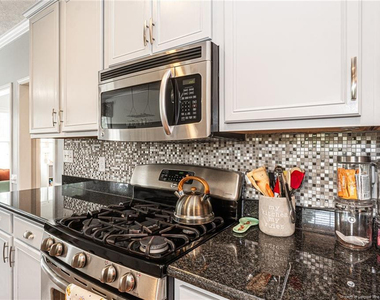 3021 Bankhead Drive - Photo Thumbnail 16