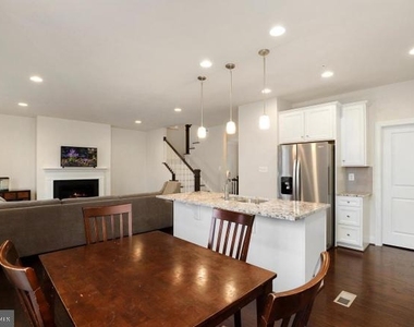 13905 Bufflehead Street - Photo Thumbnail 10