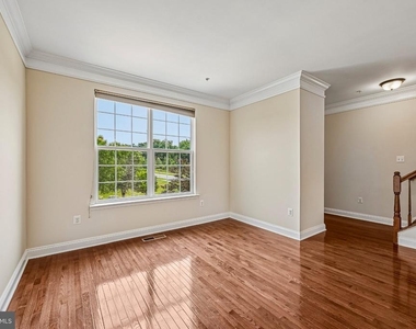 23004 Meadow Mist Road - Photo Thumbnail 13