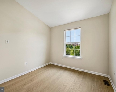 23004 Meadow Mist Road - Photo Thumbnail 34