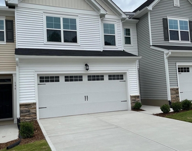 192 Tumbling Rock Way - Photo Thumbnail 3