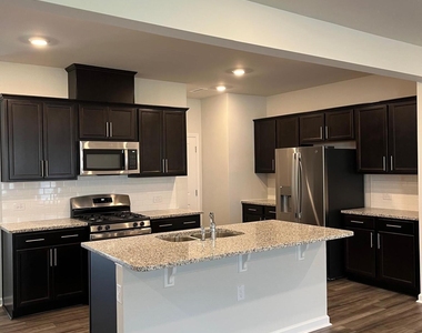 192 Tumbling Rock Way - Photo Thumbnail 21