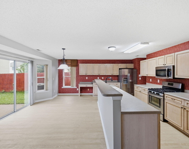 2944 Glade Aster Court - Photo Thumbnail 13