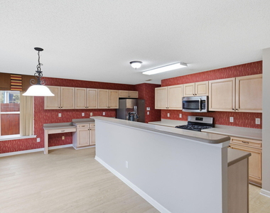 2944 Glade Aster Court - Photo Thumbnail 14