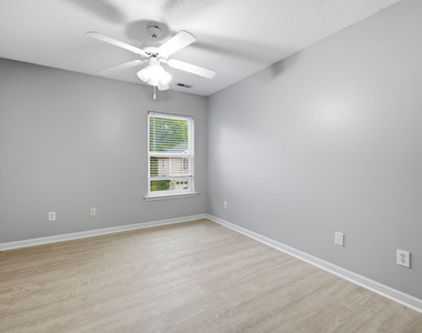 2944 Glade Aster Court - Photo Thumbnail 25