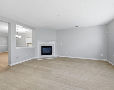 2944 Glade Aster Court - Photo Thumbnail 11
