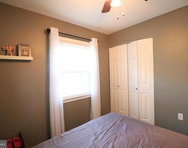 748 Azalea Drive - Photo Thumbnail 17