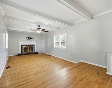 301 N 9th - Photo Thumbnail 3