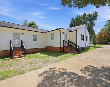 301 N 9th - Photo Thumbnail 40