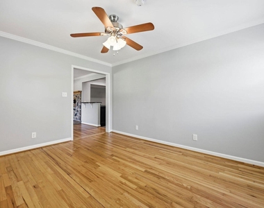 301 N 9th - Photo Thumbnail 15