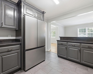301 N 9th - Photo Thumbnail 11