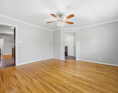 301 N 9th - Photo Thumbnail 17