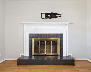 301 N 9th - Photo Thumbnail 6