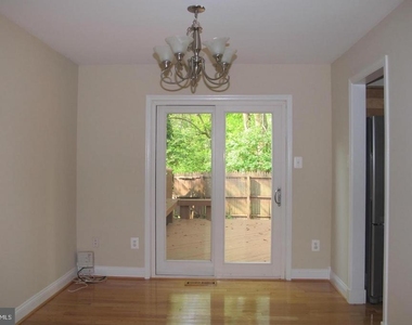 17407 Gallagher Way - Photo Thumbnail 5