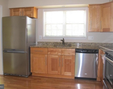 17407 Gallagher Way - Photo Thumbnail 6