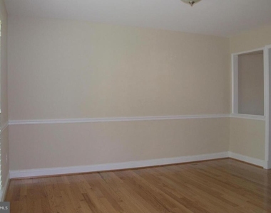 17407 Gallagher Way - Photo Thumbnail 2