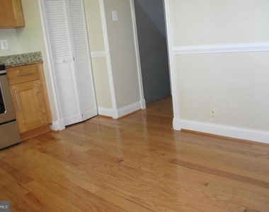 17407 Gallagher Way - Photo Thumbnail 10