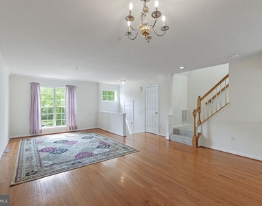 2209 Bear Valley Terrace - Photo Thumbnail 2