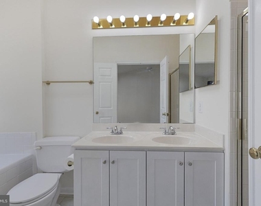 2209 Bear Valley Terrace - Photo Thumbnail 13