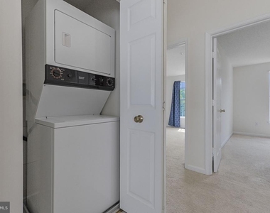 2209 Bear Valley Terrace - Photo Thumbnail 20