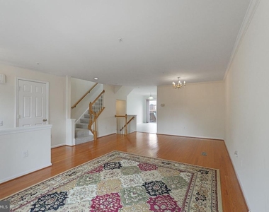 2209 Bear Valley Terrace - Photo Thumbnail 3